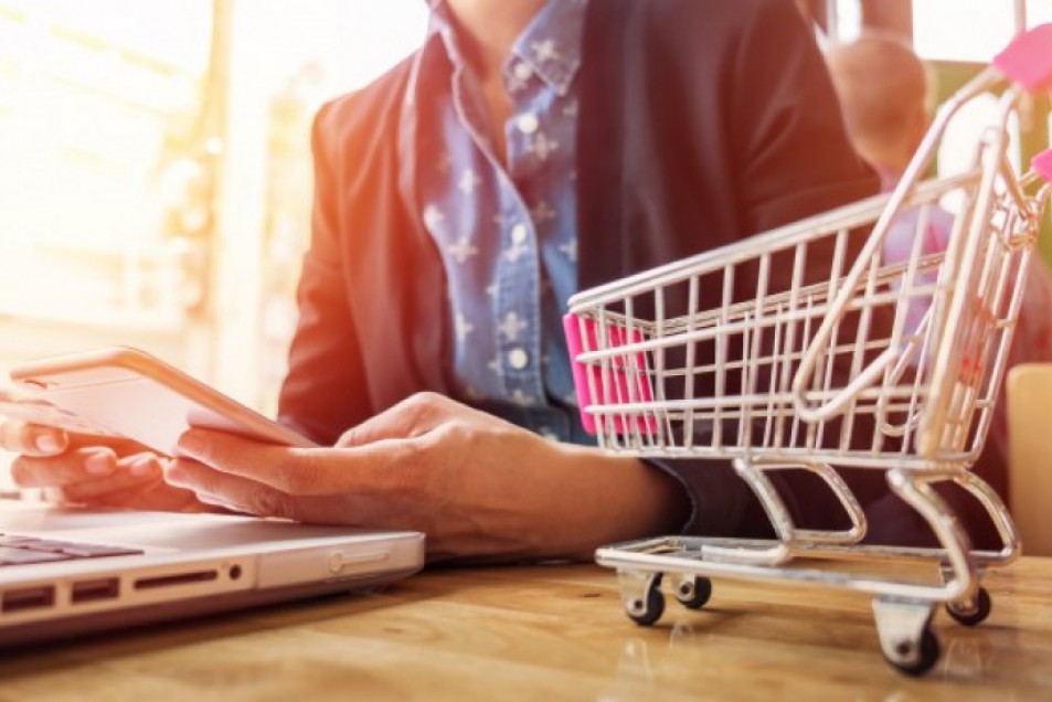 Shoprenter webáruházad van? Számlázz fél évig ingyen a Billingóval!